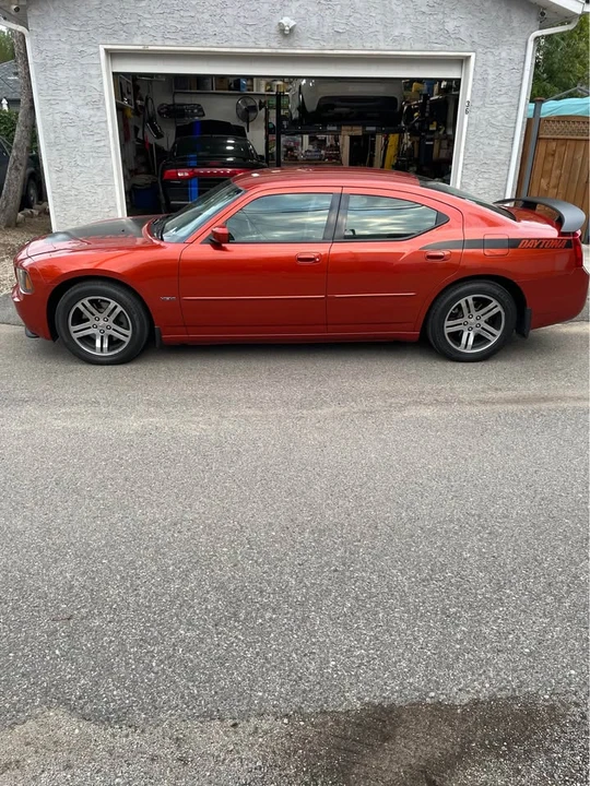 2006 Dodge Charger 6th Gen - Image 2 of 10