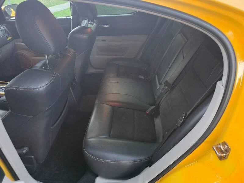 2006 Dodge Charger 6th Gen - Image 10 of 13