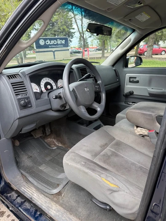 2006 Dodge Dakota 3rd Gen - Image 9 of 10