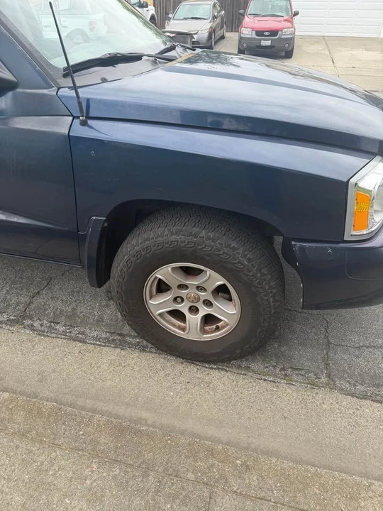 2006 Dodge Dakota 3rd Gen - Image 13 of 19