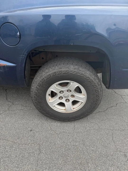 2006 Dodge Dakota 3rd Gen - Image 15 of 19