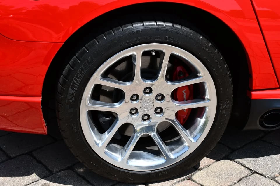 2006 Dodge Viper 3rd Gen - Image 14 of 19