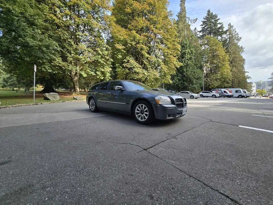 2006 Dodge Magnum 2nd Gen Wagon - Image 5 of 19