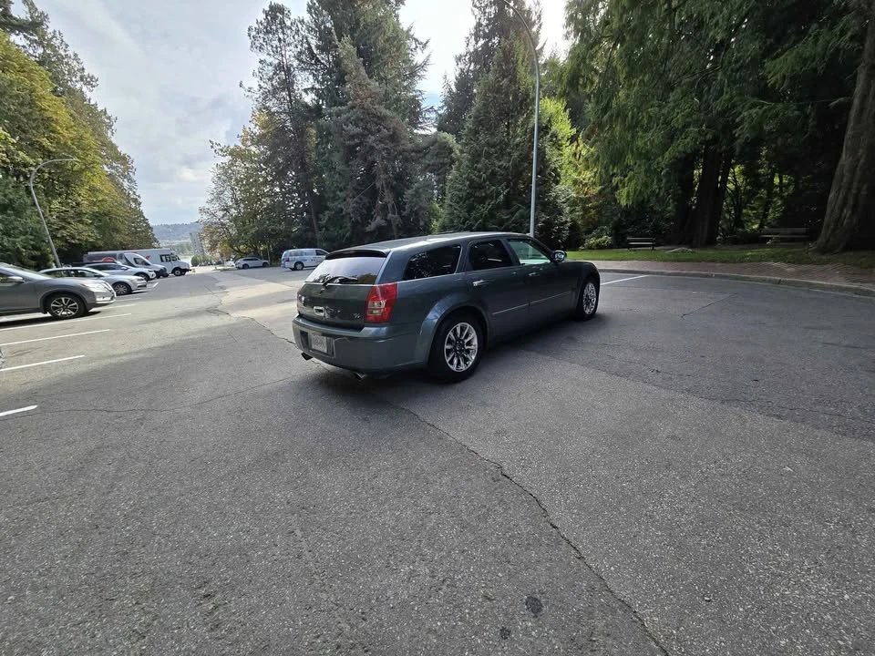 2006 Dodge Magnum 2nd Gen Wagon - Image 7 of 19
