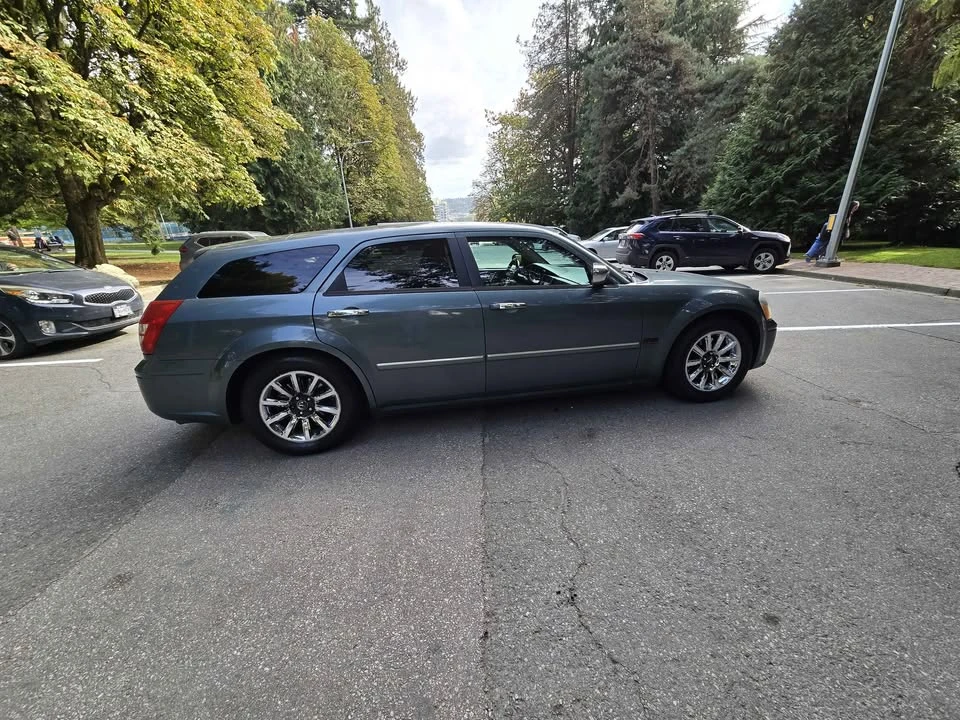 2006 Dodge Magnum 2nd Gen Wagon - Image 6 of 19