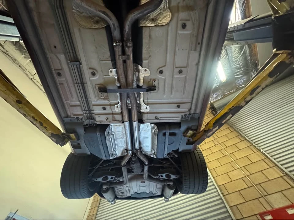 2006 Dodge Magnum 2nd Gen Wagon - Image 10 of 19