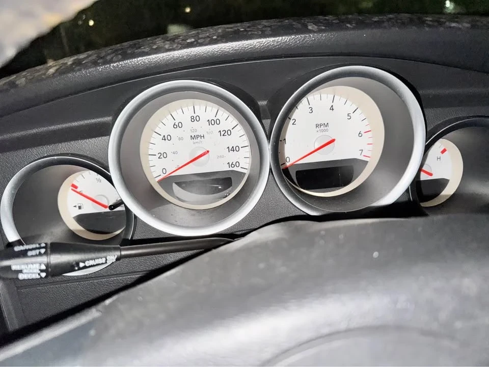 2006 Dodge Magnum 2nd Gen Wagon - Image 11 of 11