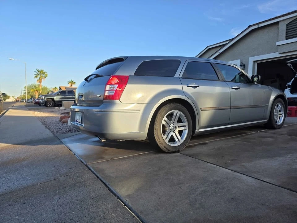2006 Dodge Magnum 2nd Gen Wagon - Image 3 of 6