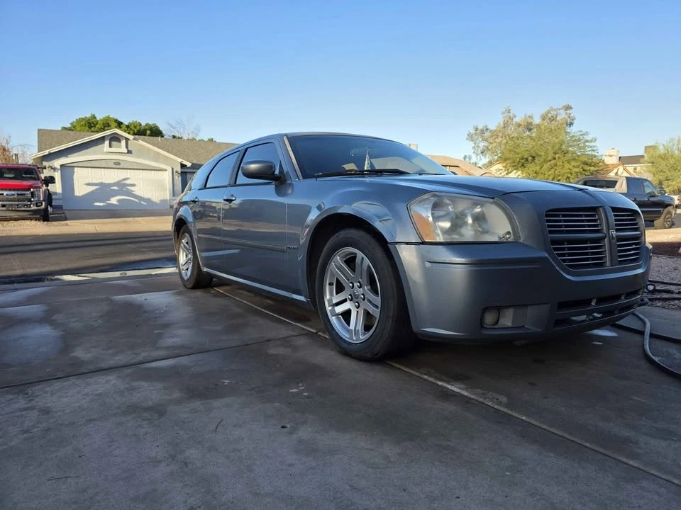 2006 Dodge Magnum 2nd Gen Wagon - Image 2 of 6
