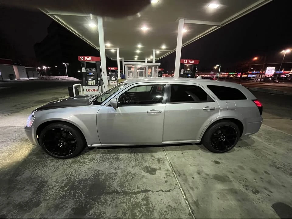 2006 Dodge Magnum 2nd Gen Wagon - Image 10 of 10