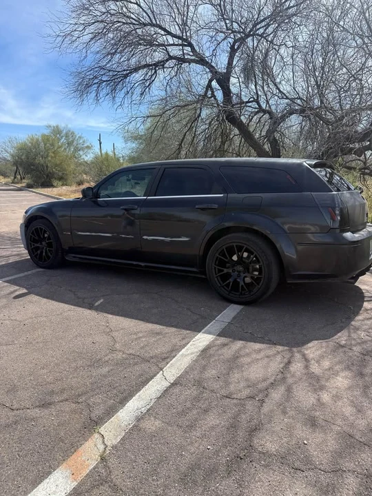 2006 Dodge Magnum 2nd Gen Wagon - Image 8 of 17
