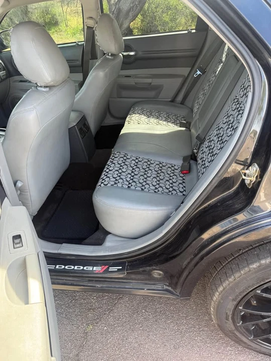 2006 Dodge Magnum 2nd Gen Wagon - Image 15 of 17