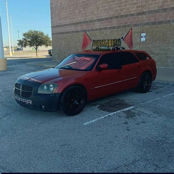2006 Dodge Magnum 2nd Gen Wagon - Image 4 of 12