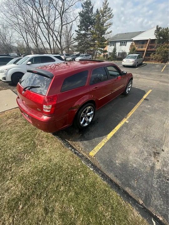 2006 Dodge Magnum 2nd Gen Wagon - Image 5 of 15