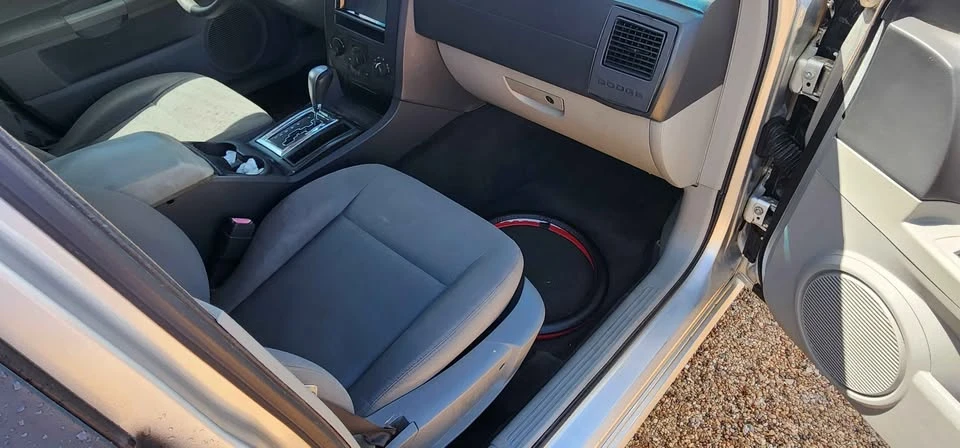 2006 Dodge Magnum 2nd Gen Wagon - Image 7 of 7