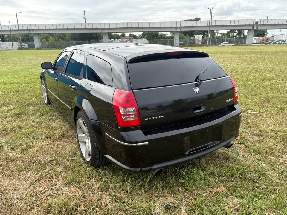 2006 Dodge Magnum SRT8 2nd Gen - Image 4 of 9