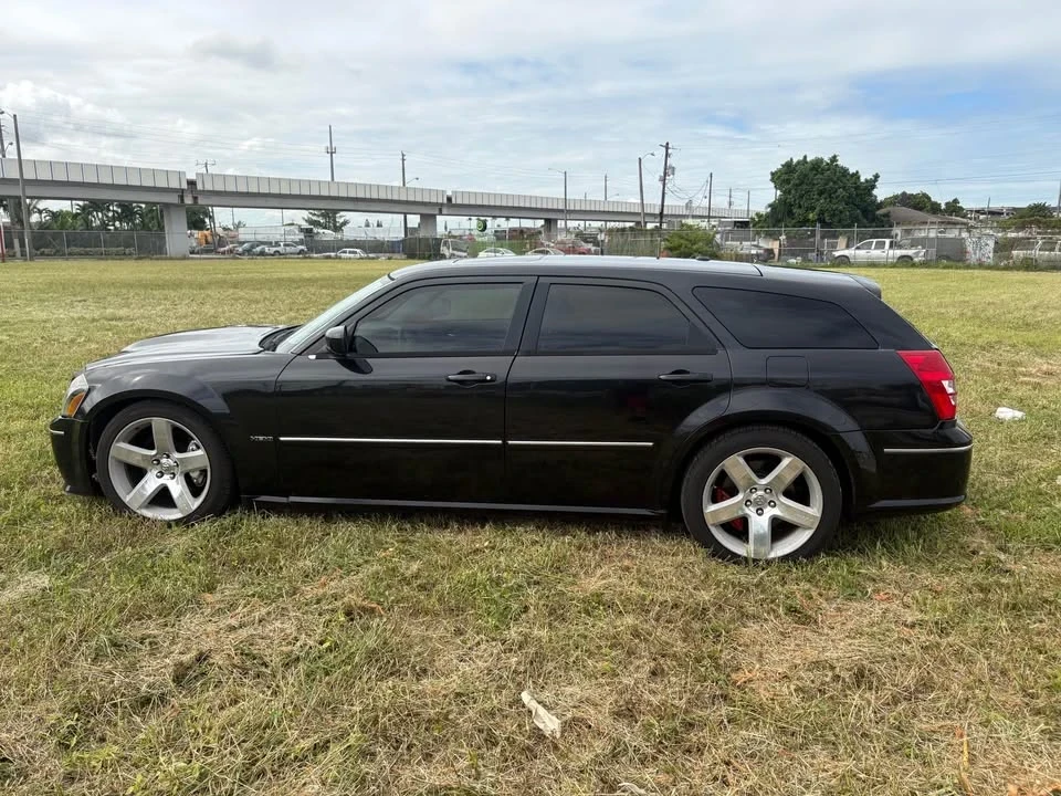 2006 Dodge Magnum SRT8 2nd Gen - Image 5 of 9