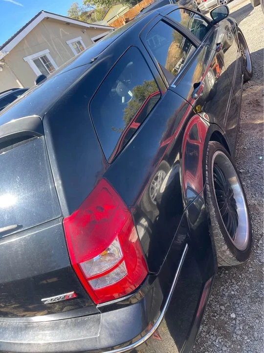 2006 Dodge Magnum SRT8 2nd Gen - Image 3 of 10