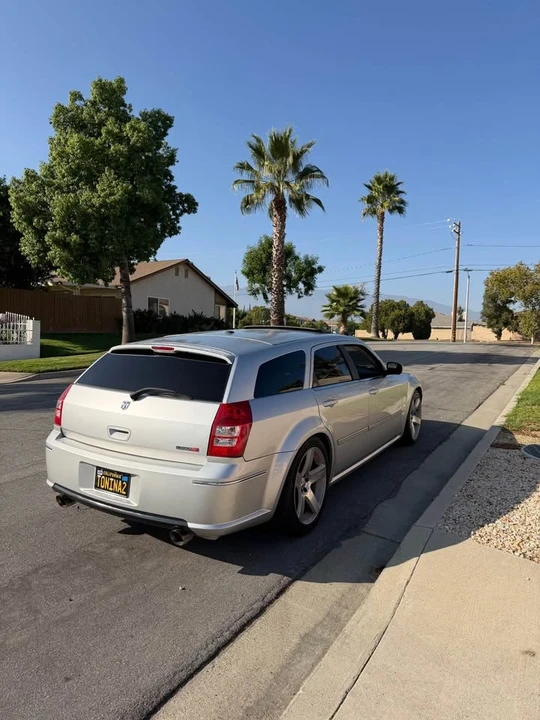 2006 Dodge Magnum SRT8 2nd Gen - Image 4 of 9