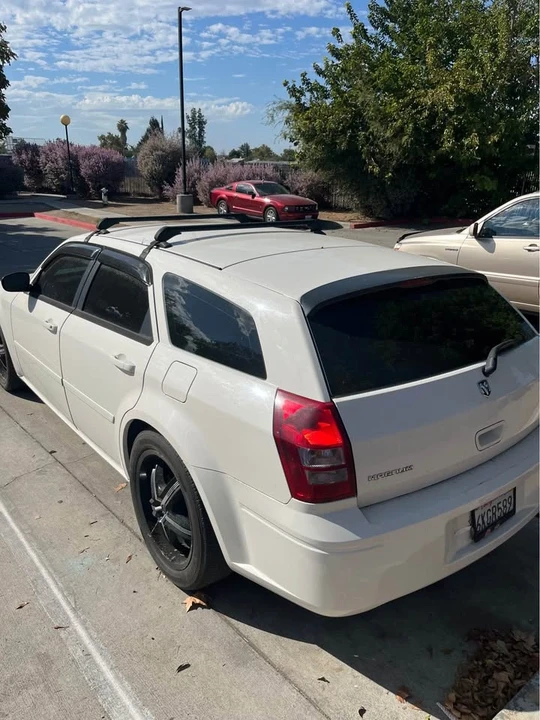 2006 Dodge Magnum SRT8 2nd Gen - Image 4 of 6