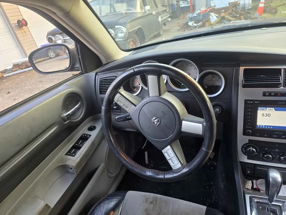 2006 Dodge Magnum SRT8 2nd Gen - Image 8 of 9
