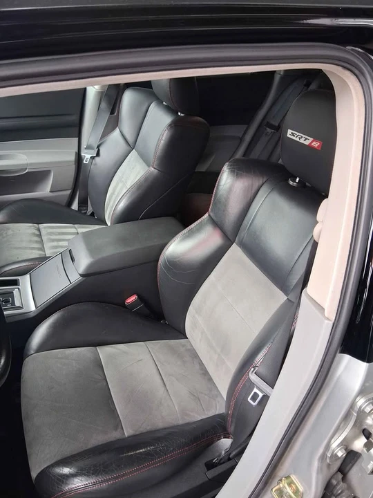 2006 Dodge Magnum SRT8 2nd Gen - Image 9 of 16