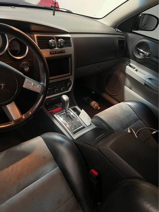 2006 Dodge Magnum SRT8 2nd Gen - Image 4 of 7