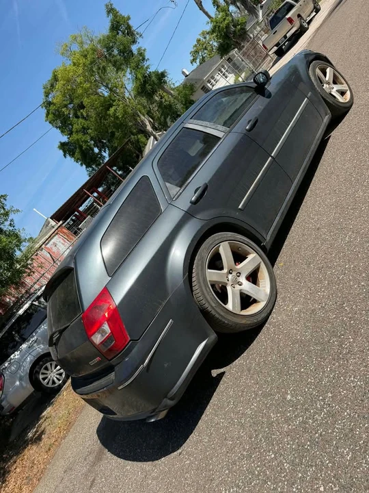 2006 Dodge Magnum SRT8 2nd Gen - Image 5 of 12