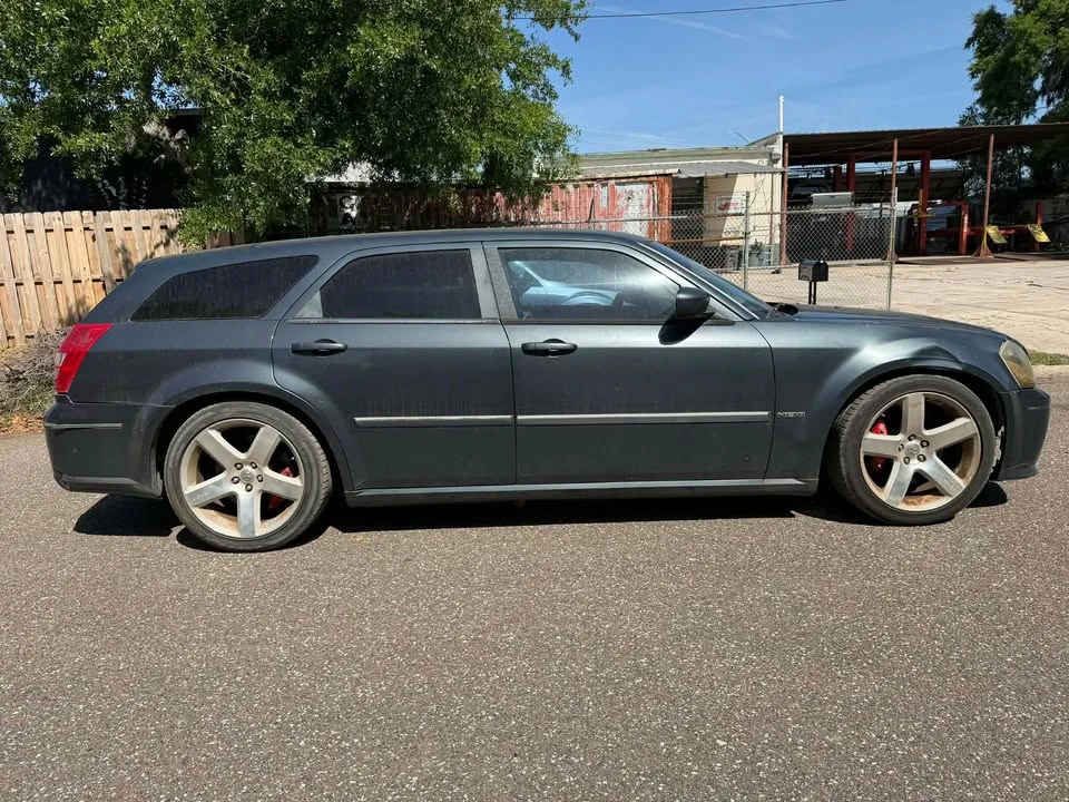 2006 Dodge Magnum SRT8 2nd Gen - Image 4 of 12