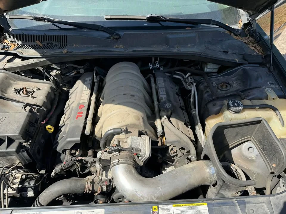 2006 Dodge Magnum SRT8 2nd Gen - Image 9 of 12