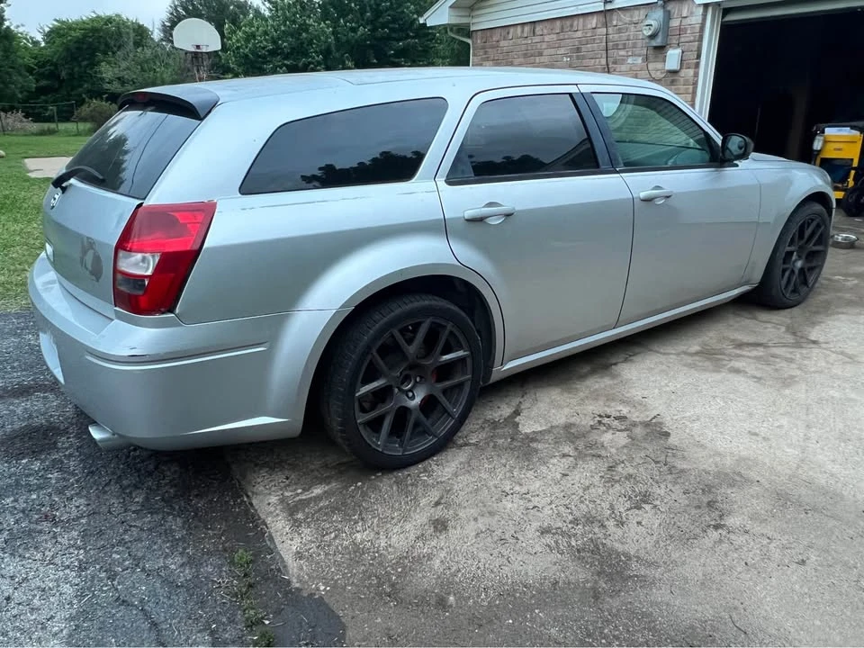 2006 Dodge Magnum SRT8 2nd Gen - Image 3 of 6