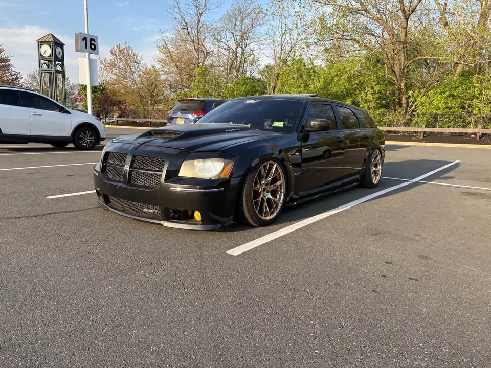 2006 Dodge Magnum SRT8 2nd Gen - Image 2 of 11