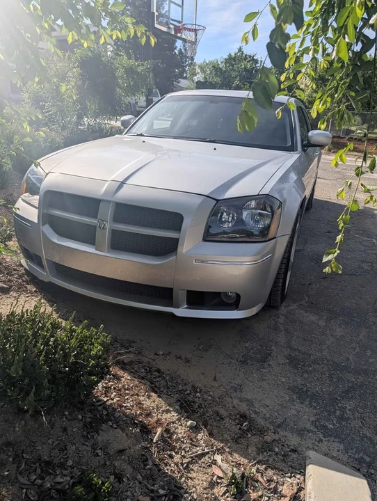 2006 Dodge Magnum SRT8 2nd Gen - Image 3 of 4