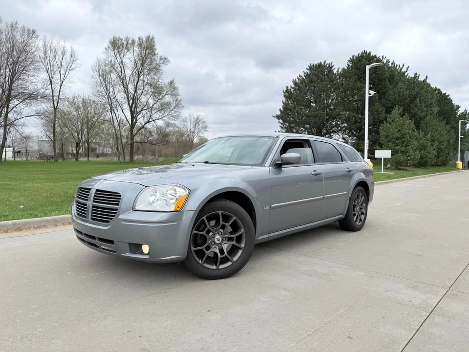 2006 Dodge Magnum 2nd Gen Wagon - Image 9 of 20
