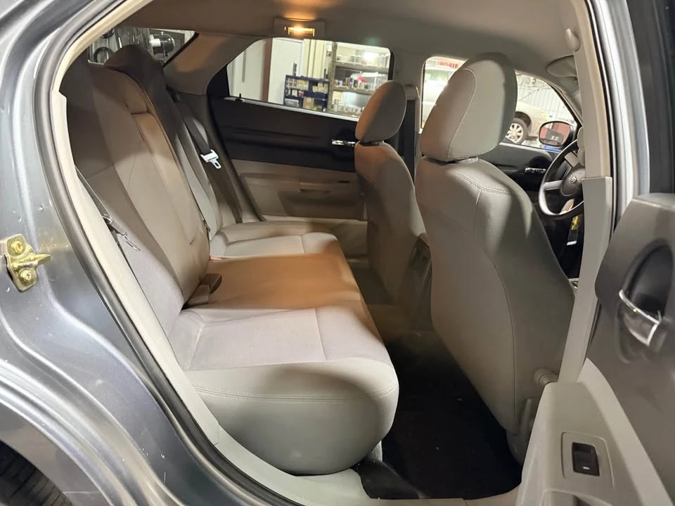 2006 Dodge Magnum 2nd Gen Wagon - Image 12 of 20