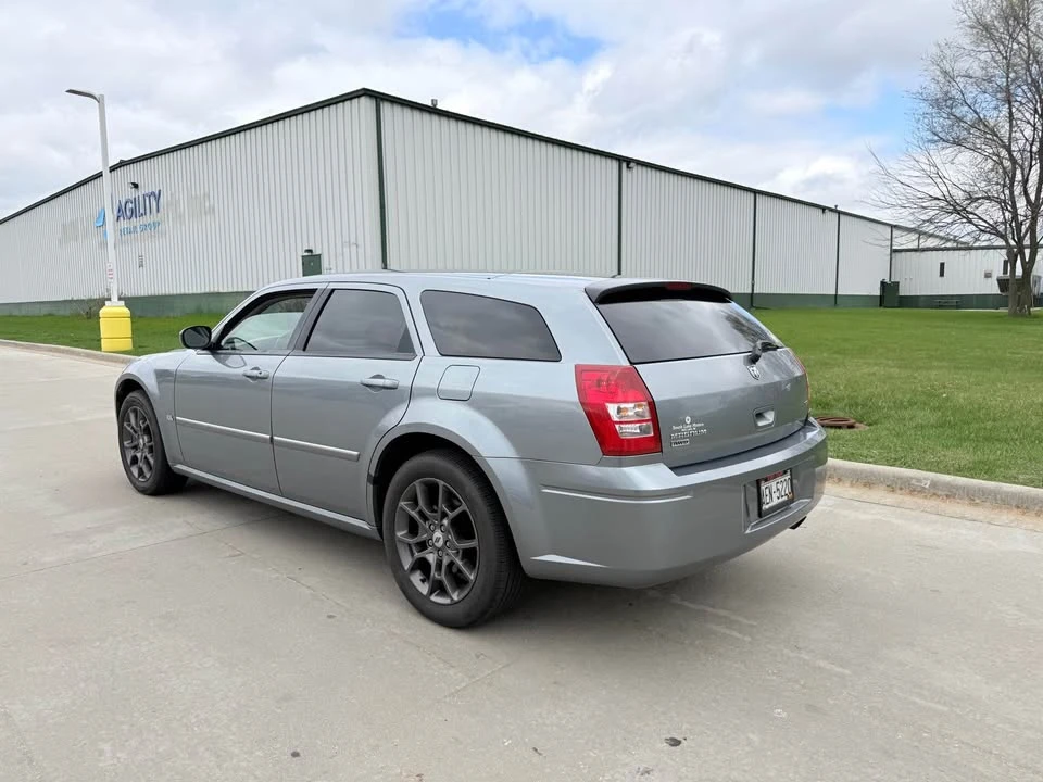 2006 Dodge Magnum 2nd Gen Wagon - Image 4 of 20