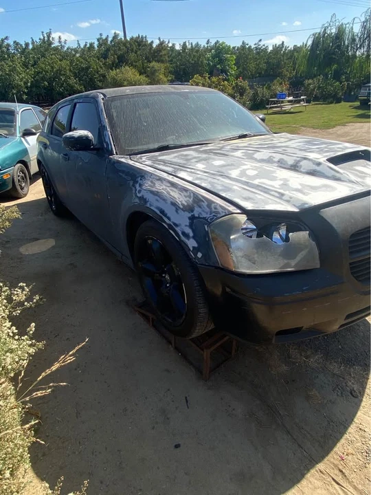 2006 Dodge Magnum SRT8 2nd Gen - Image 2 of 7
