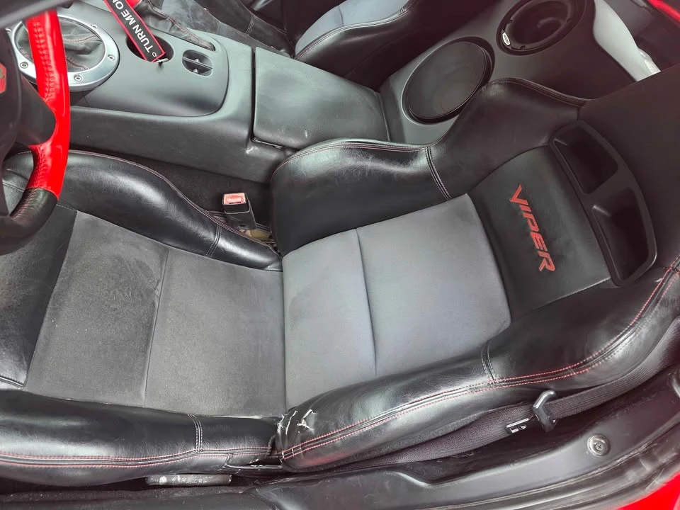 2006 Dodge Viper 3rd Gen - Image 9 of 14