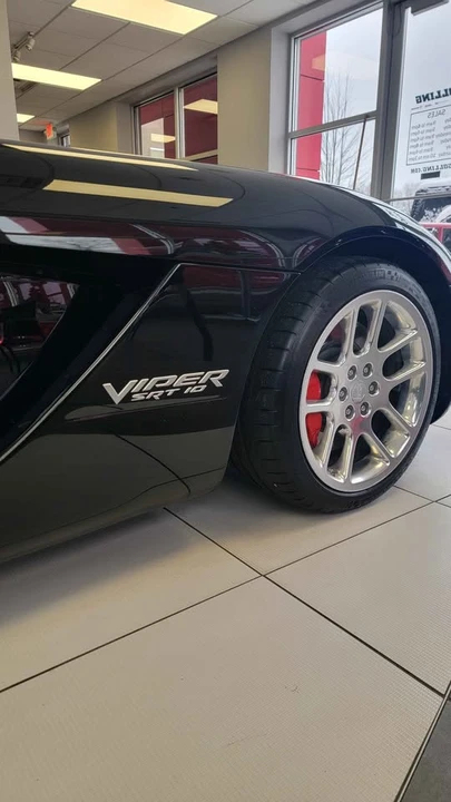 2006 Dodge Viper 3rd Gen - Image 4 of 10