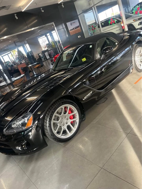 2006 Dodge Viper 3rd Gen - Image 5 of 18