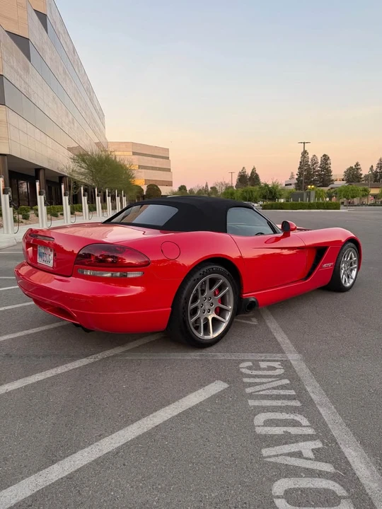2006 Dodge Viper 3rd Gen - Image 5 of 17