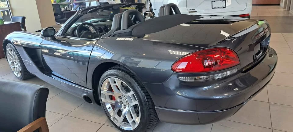 2006 Dodge Viper 3rd Gen - Image 3 of 16