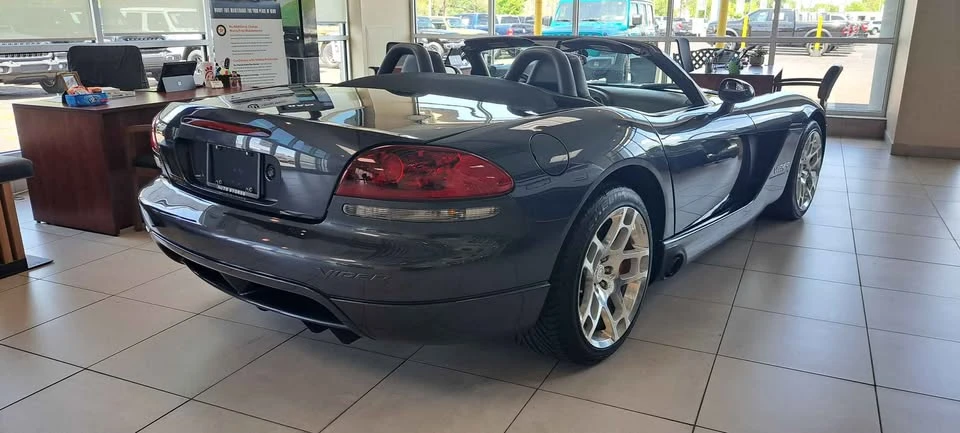 2006 Dodge Viper 3rd Gen - Image 6 of 16