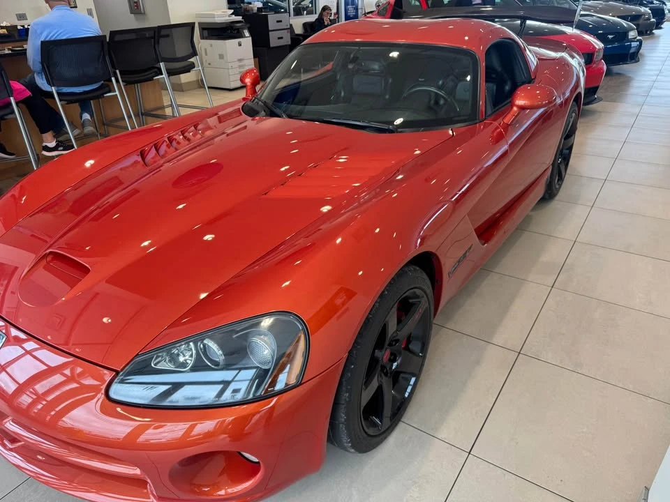 2006 Dodge Viper 3rd Gen - Image 2 of 5