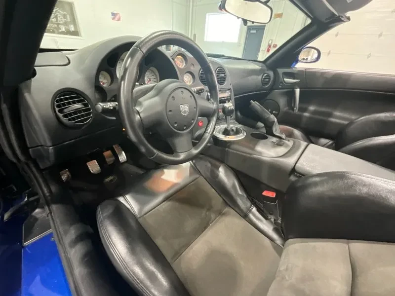 2006 Dodge Viper 3rd Gen - Image 11 of 15