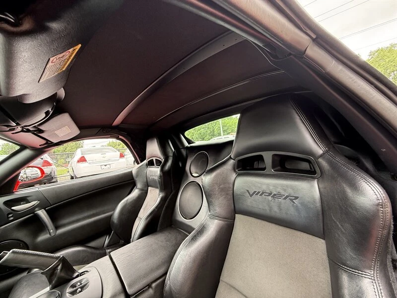 2006 Dodge Viper 3rd Gen - Image 10 of 16