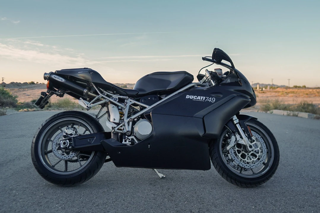 2006 Ducati 749 - Image 2 of 31