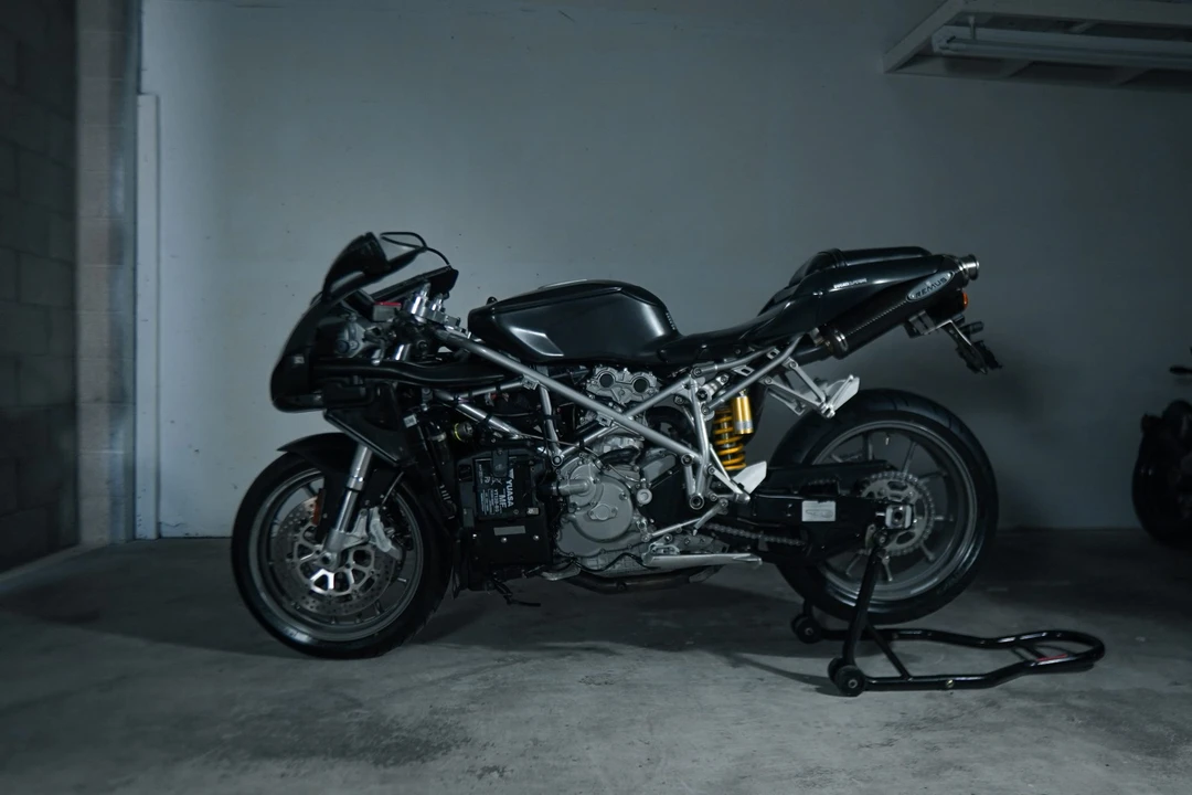2006 Ducati 749 - Image 17 of 31