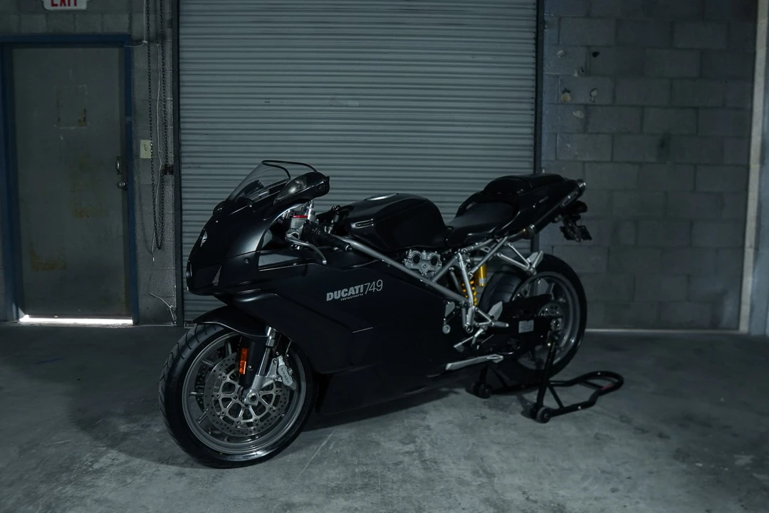 2006 Ducati 749 - Image 15 of 31