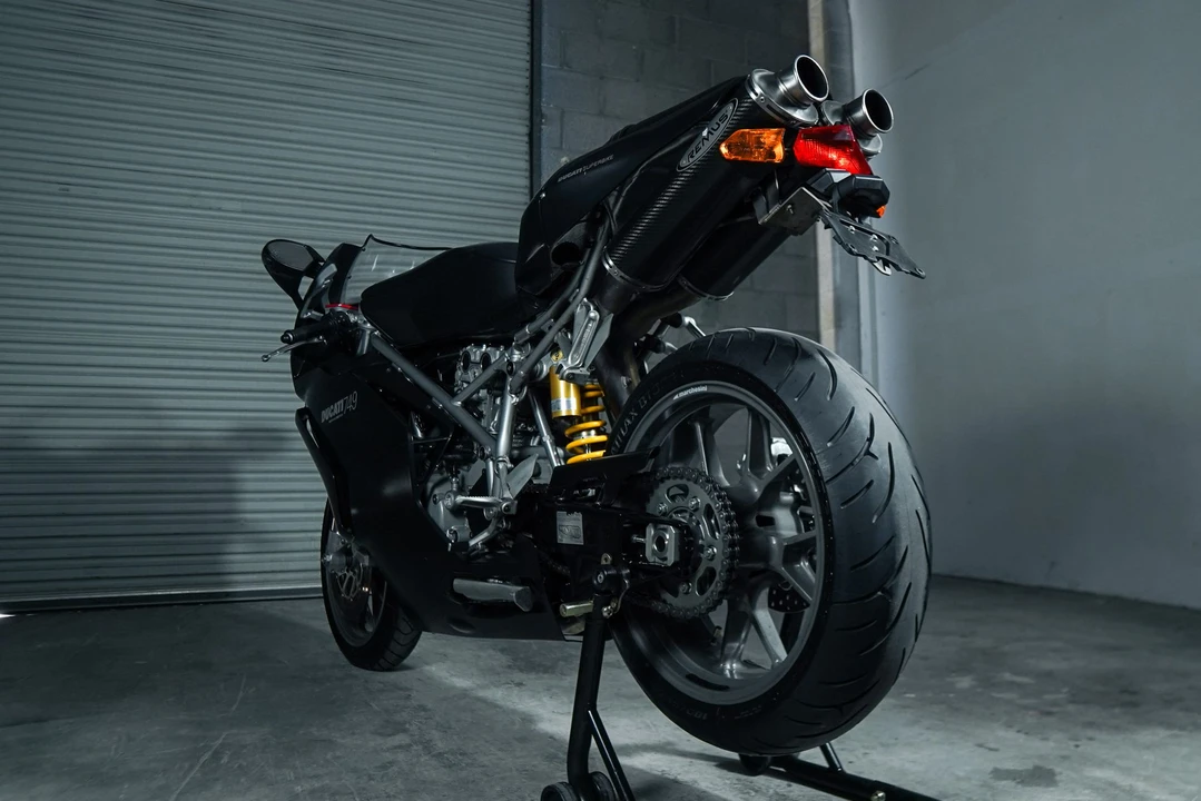 2006 Ducati 749 - Image 18 of 31